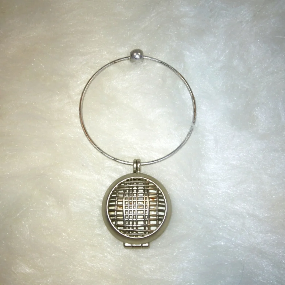 YANKEE CANDLE fragrant locket car charm
